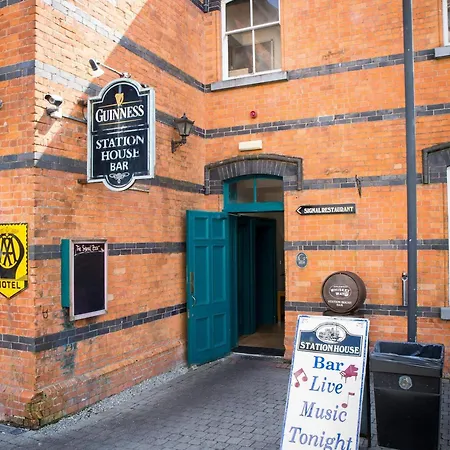 Pink Blossom * Clifden