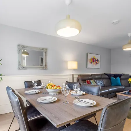 Pink Blossom Appartement Clifden