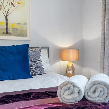 Pink Blossom Clifden