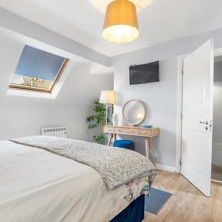 Pink Blossom Clifden