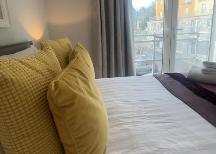 Pink Blossom Lejlighed Clifden