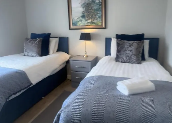 アパート Pink Blossom クリフデン